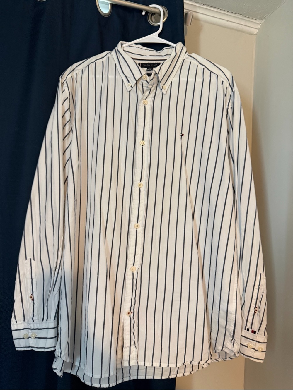 Tommy Hilfiger White Button-Down Shirt with Navy Pinstripes - Picture 1 of 1